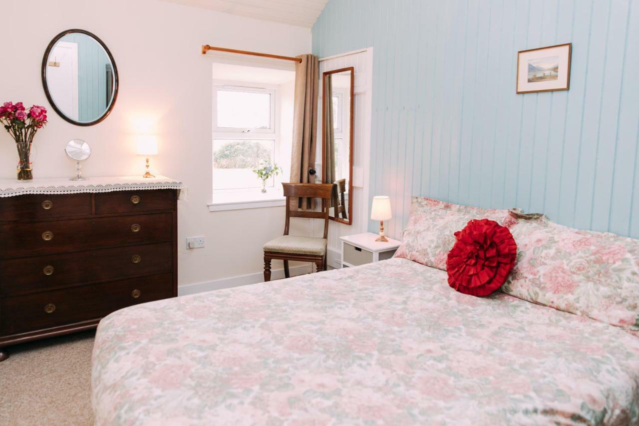 Incheoch Farm Cottage Kilry Экстерьер фото