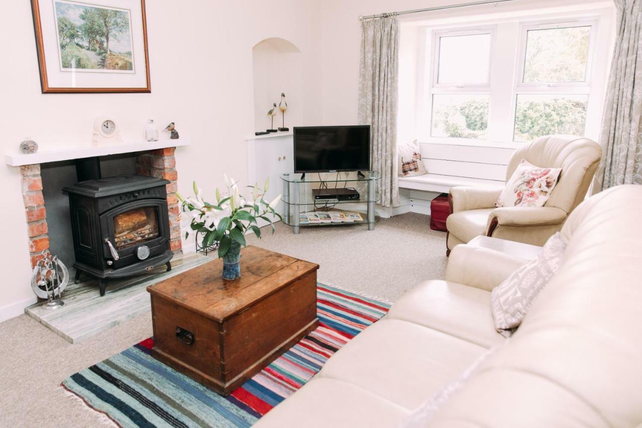 Incheoch Farm Cottage Kilry Экстерьер фото
