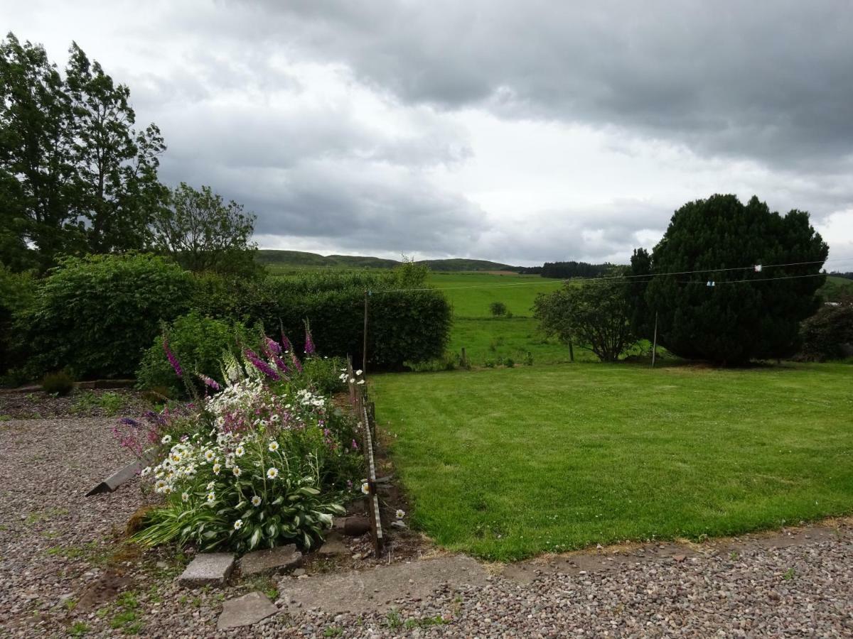 Incheoch Farm Cottage Kilry Экстерьер фото